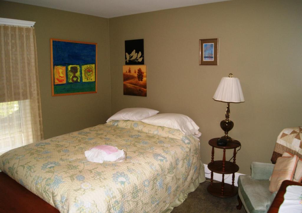 Queen Room