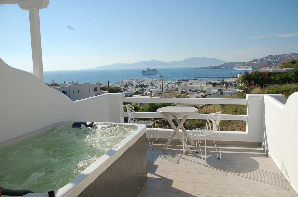 Double Room with Sea View - Ground Floor