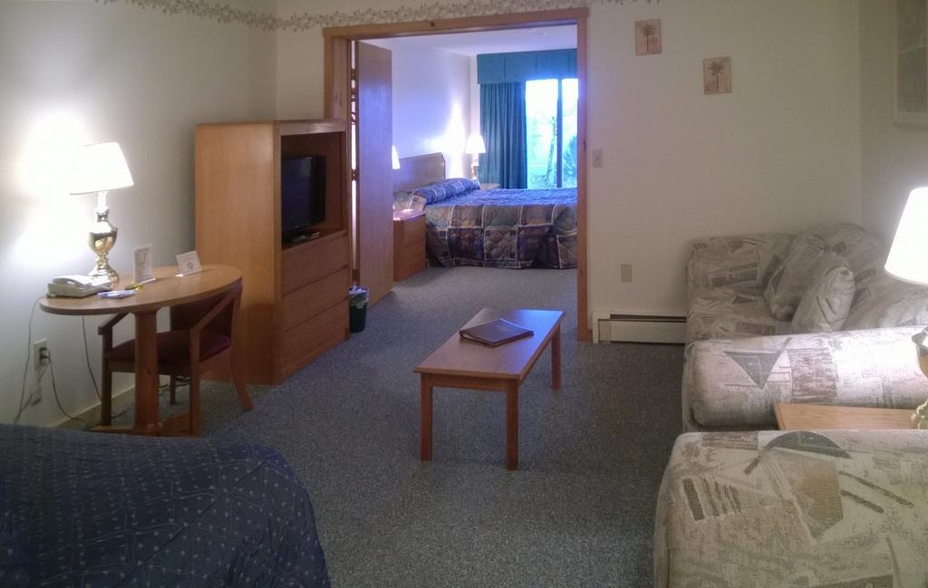 Deluxe Suite Max 6 Occupants including children