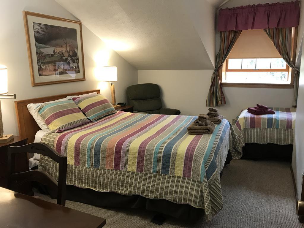 Queen Room Spa Bath