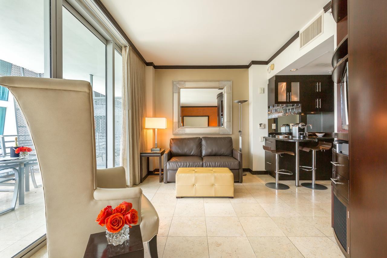Balcony suite Pool View