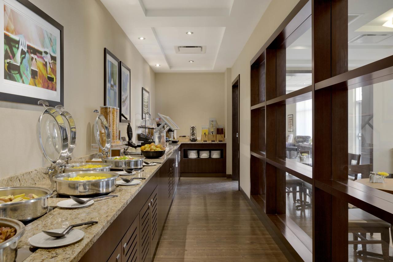 Queen Beds Room with Two Queen Beds - Non-Smoking,1282974217:JPEG