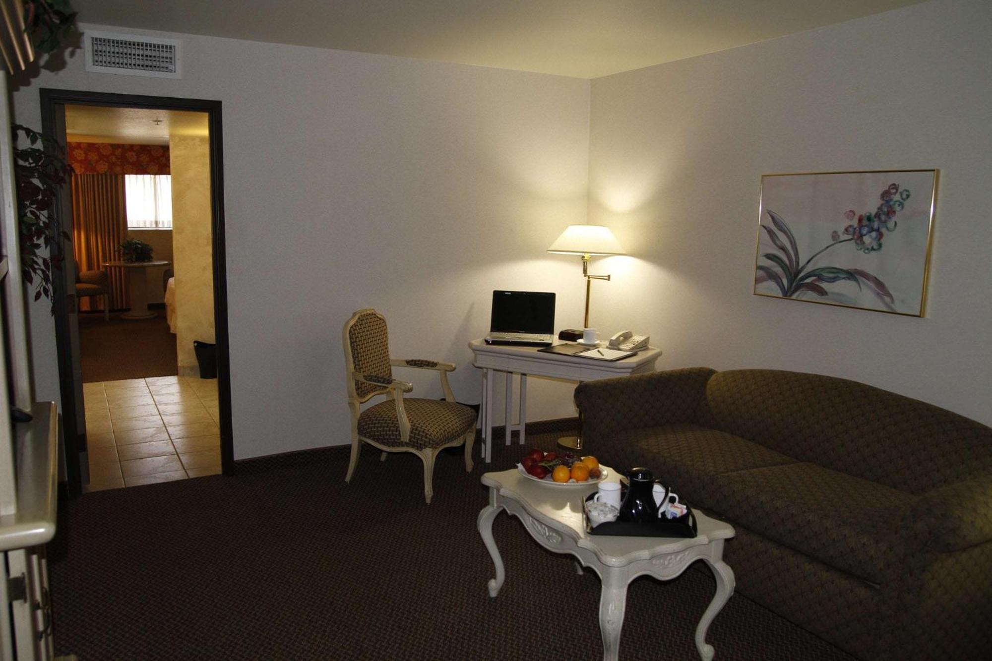 Double Room Two Double Beds Non-Smoking