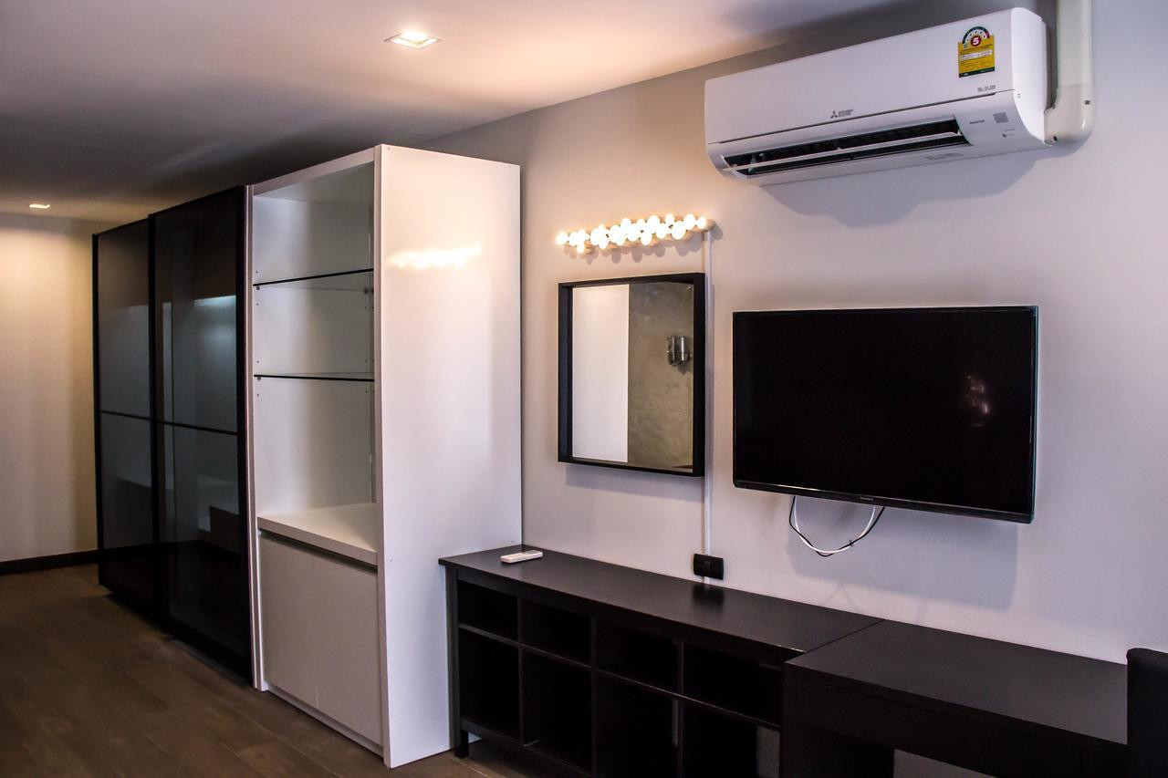 Suite with City View