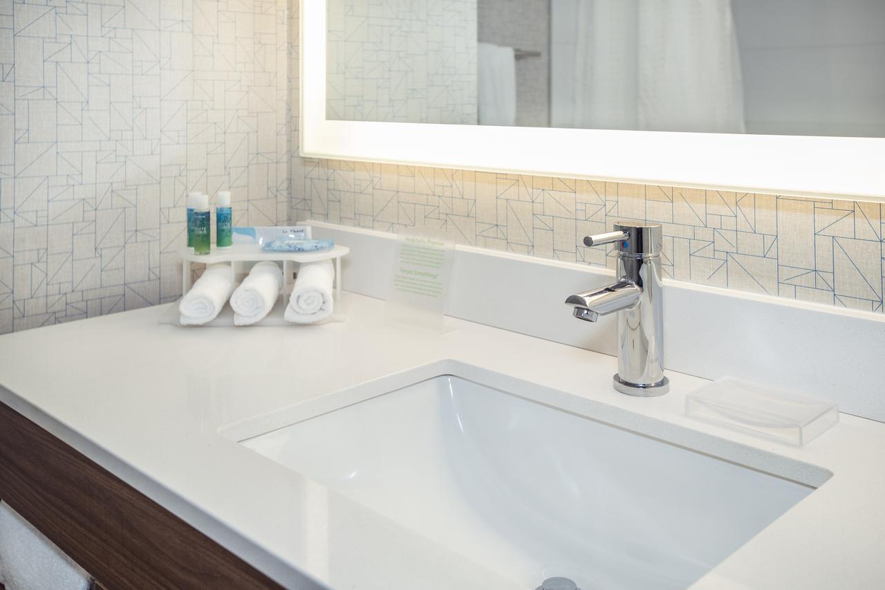 Double Room - Disability Access/Roll-In Shower