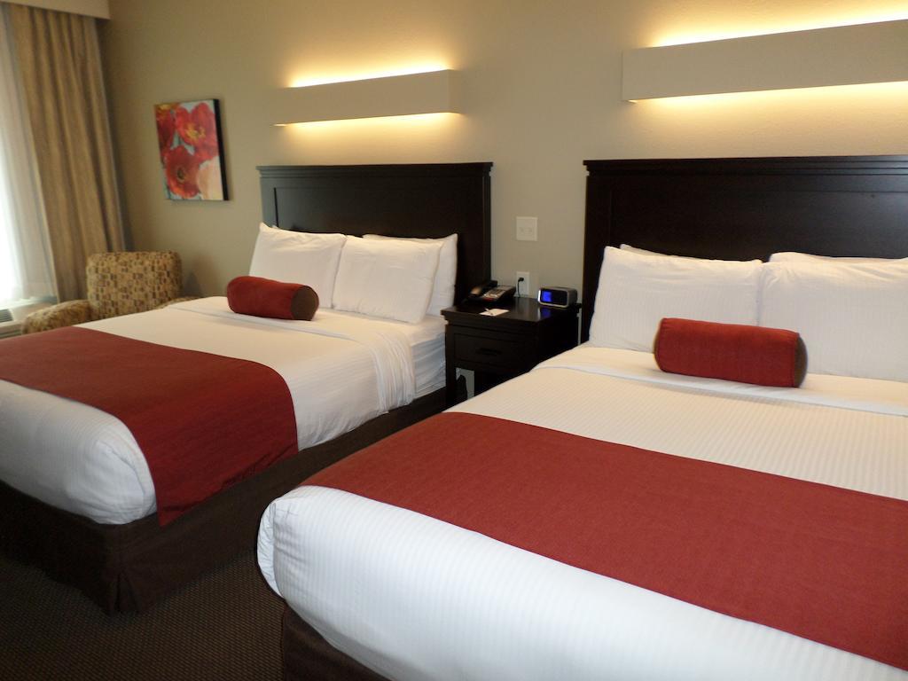 Deluxe Queen Room Two Queen Beds