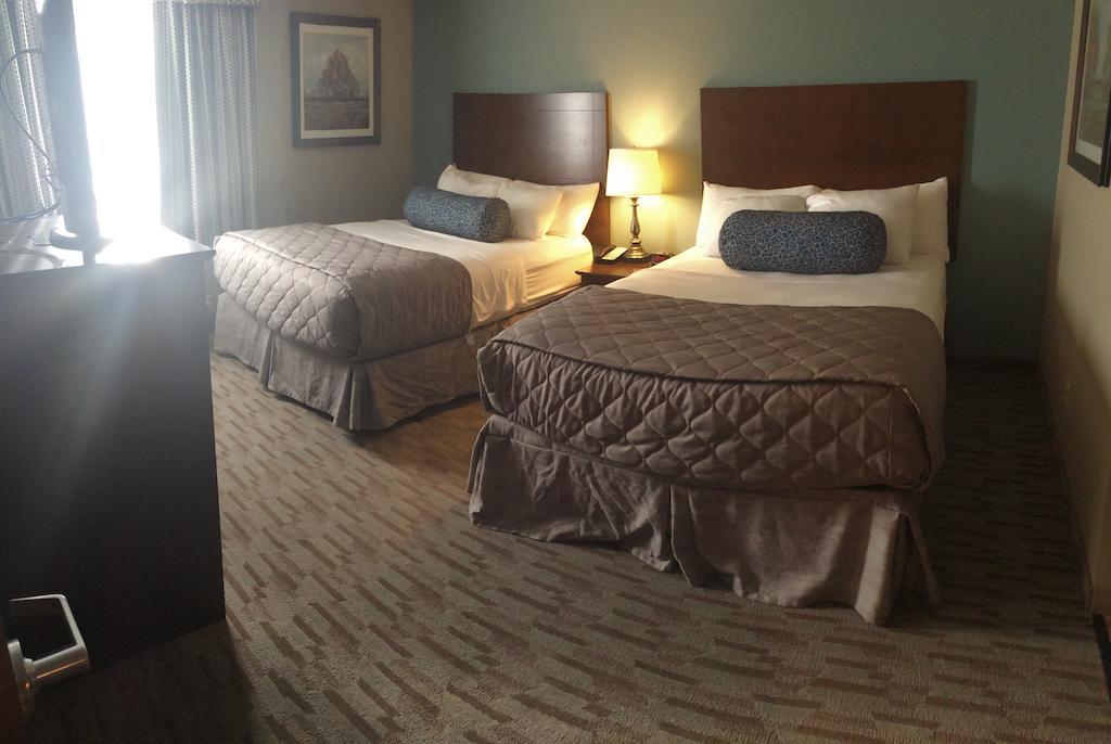 Queen Room with Two Queen Beds - Non-Smoking