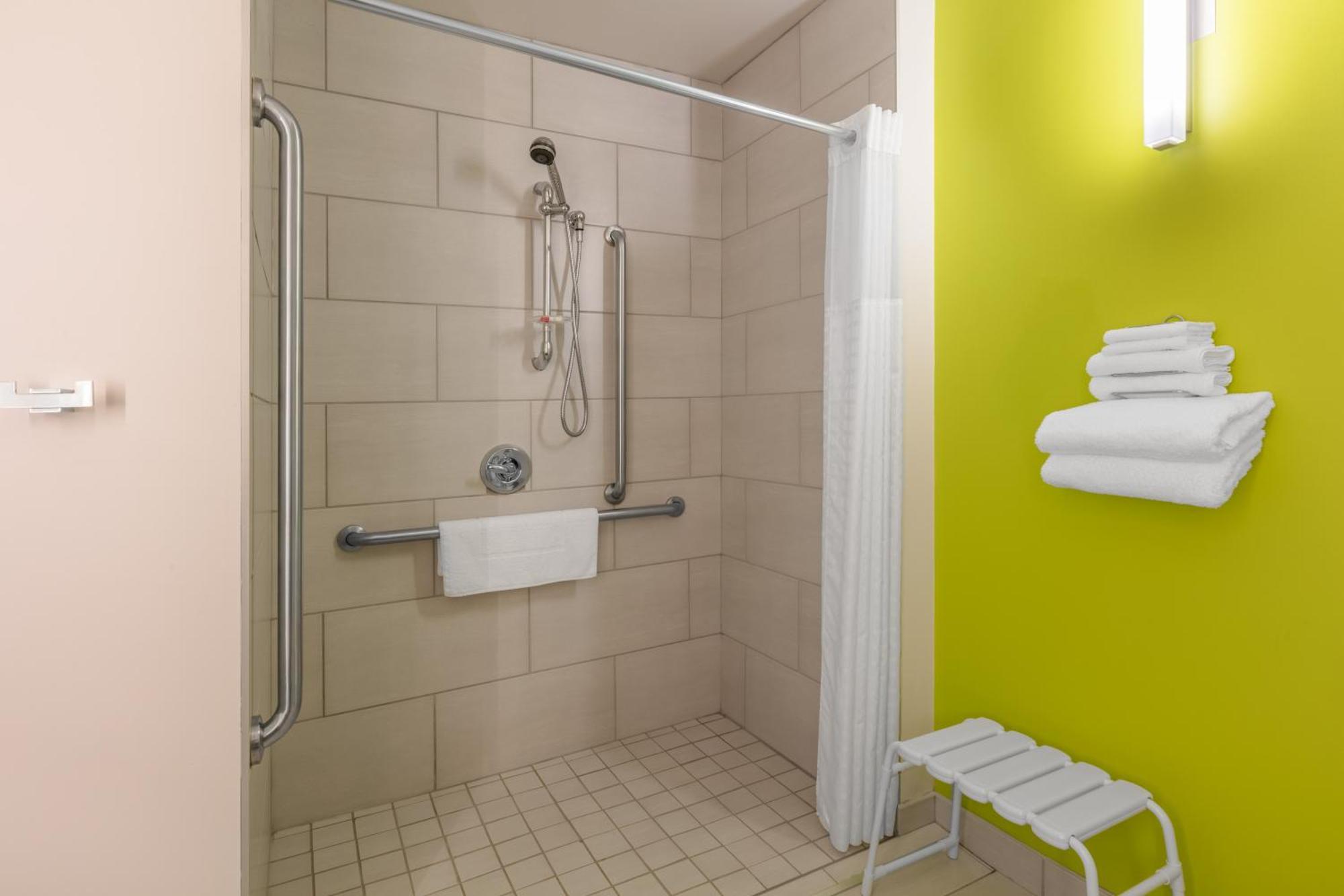 King Room - Disability Access
