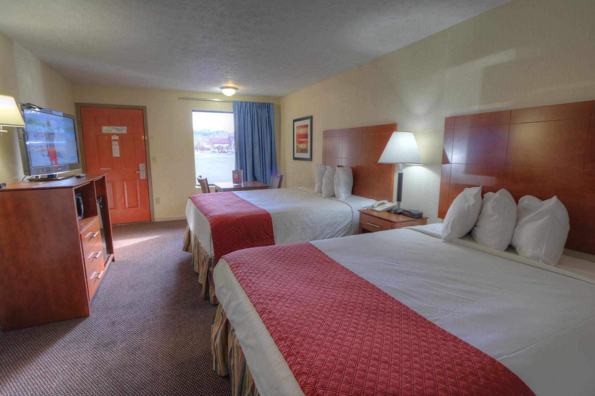 Queen Room with Two Queen Beds, Mobility Access and Bathtub with Grab Bars, Non-Smoking