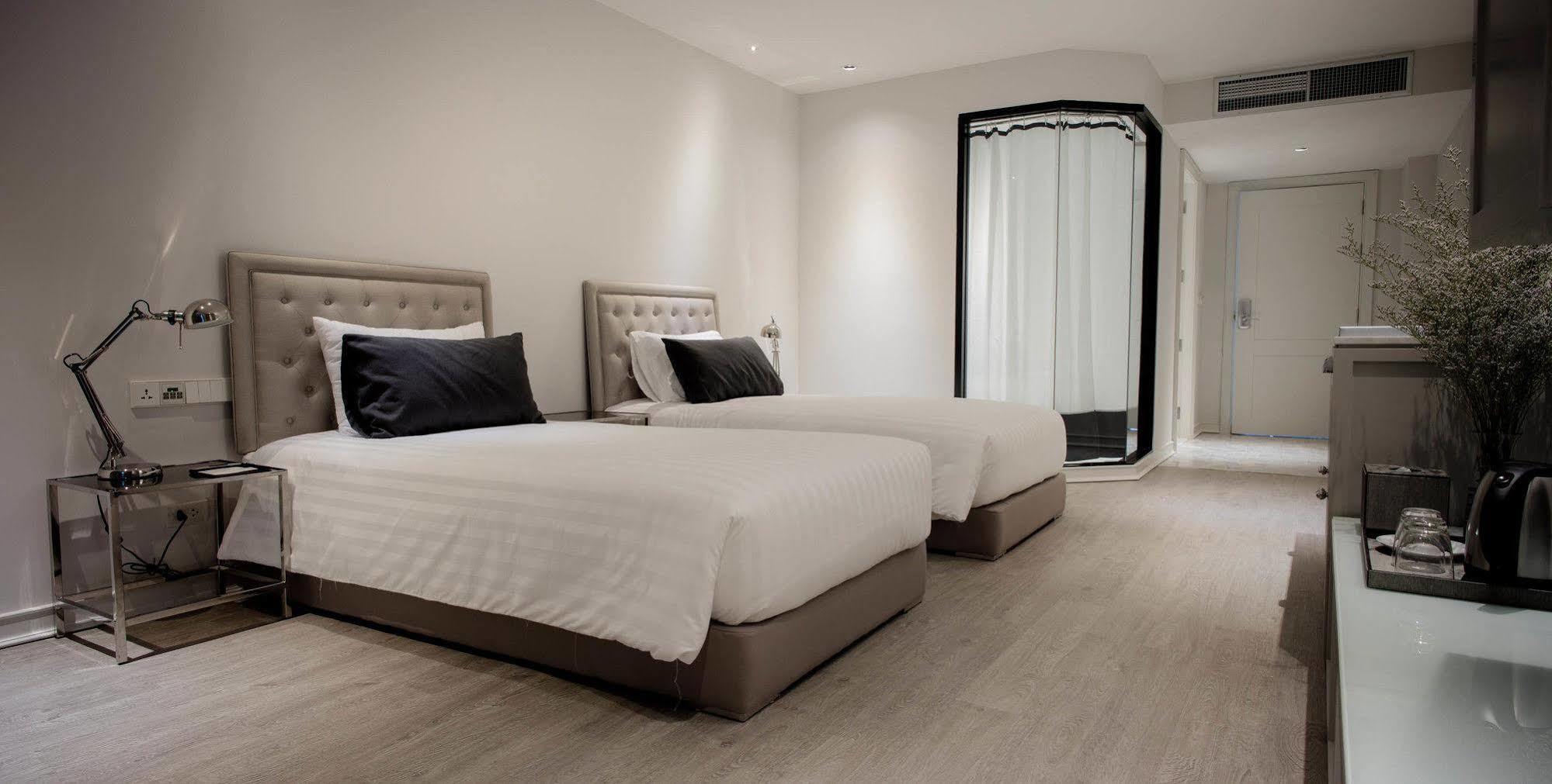 Deluxe Room - Twin Bed