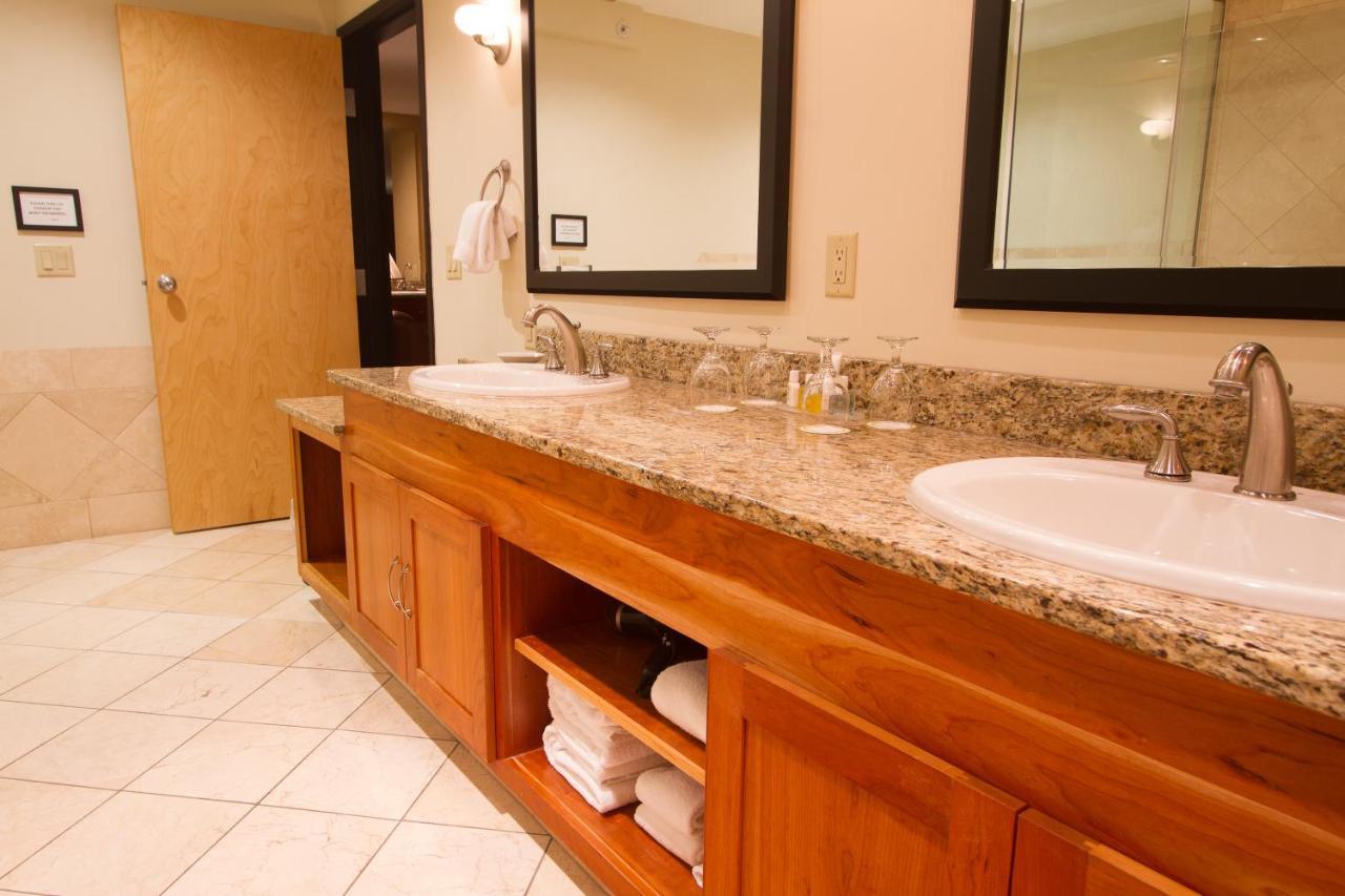 Executive Room One King Bed
