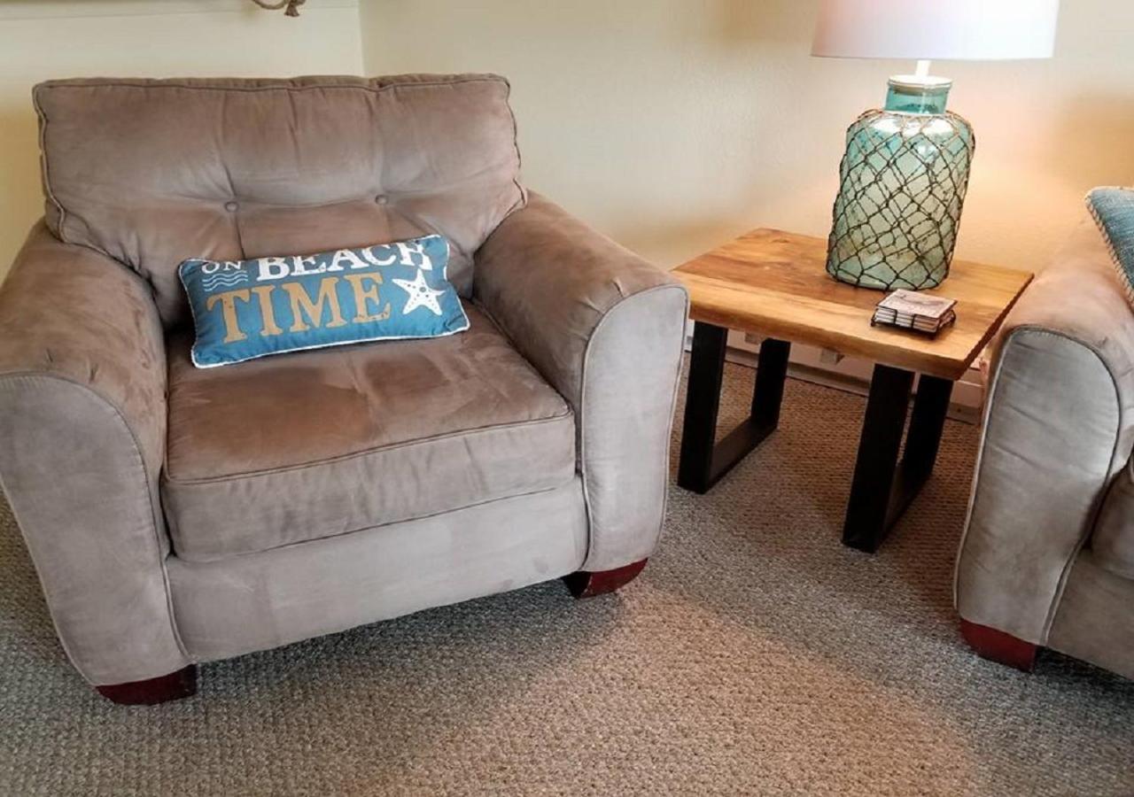 One-Bedroom Apartment Non Pet Friendly