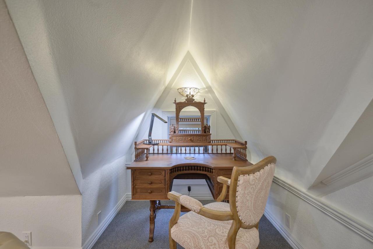 Fairy Tale Tower Suite