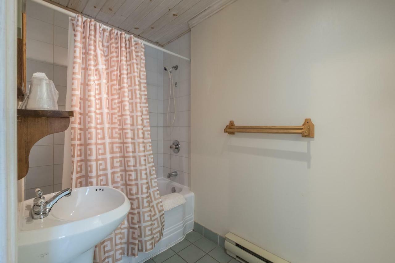 Double Room  Economy