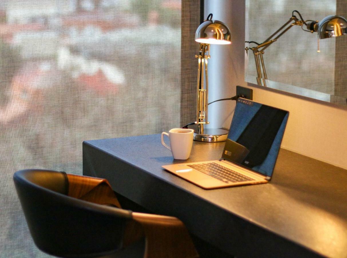 Queen Room with Accessible Bath