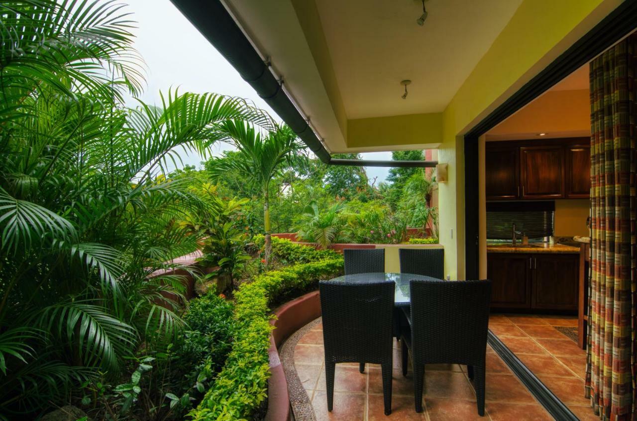 Suite with Hot Tub and Ocean View