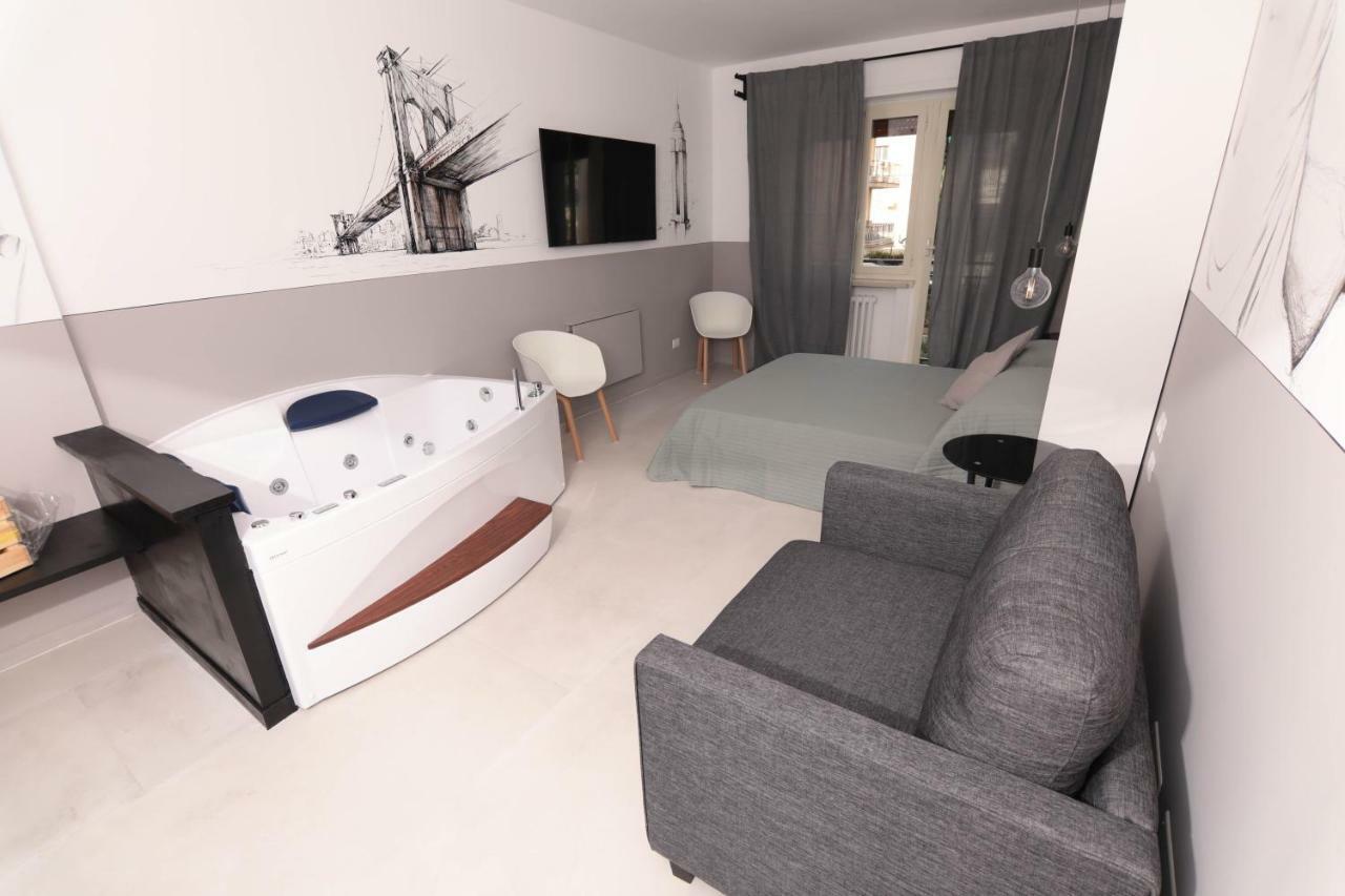 Suite with Spa Bath
