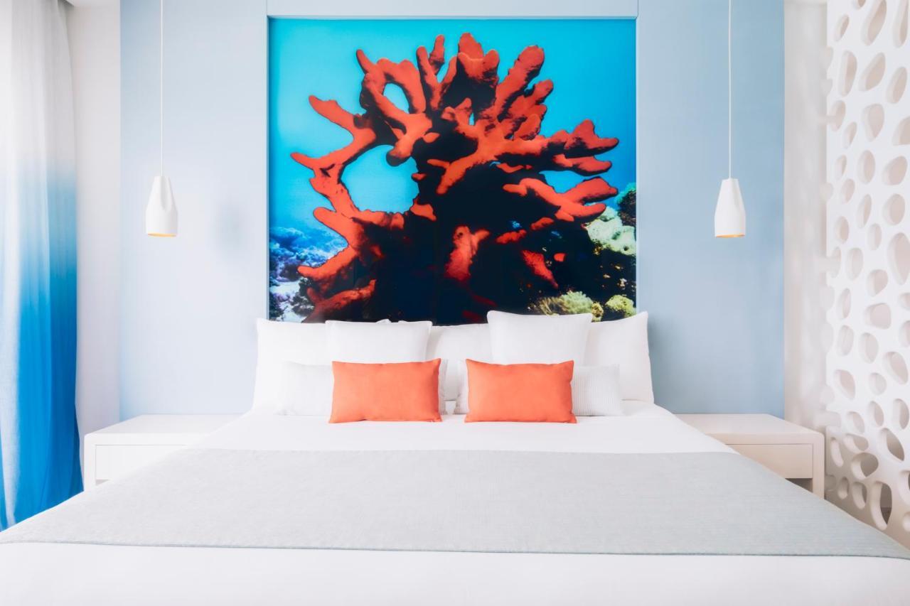 Junior Suite Ocean Front Pure Wellness