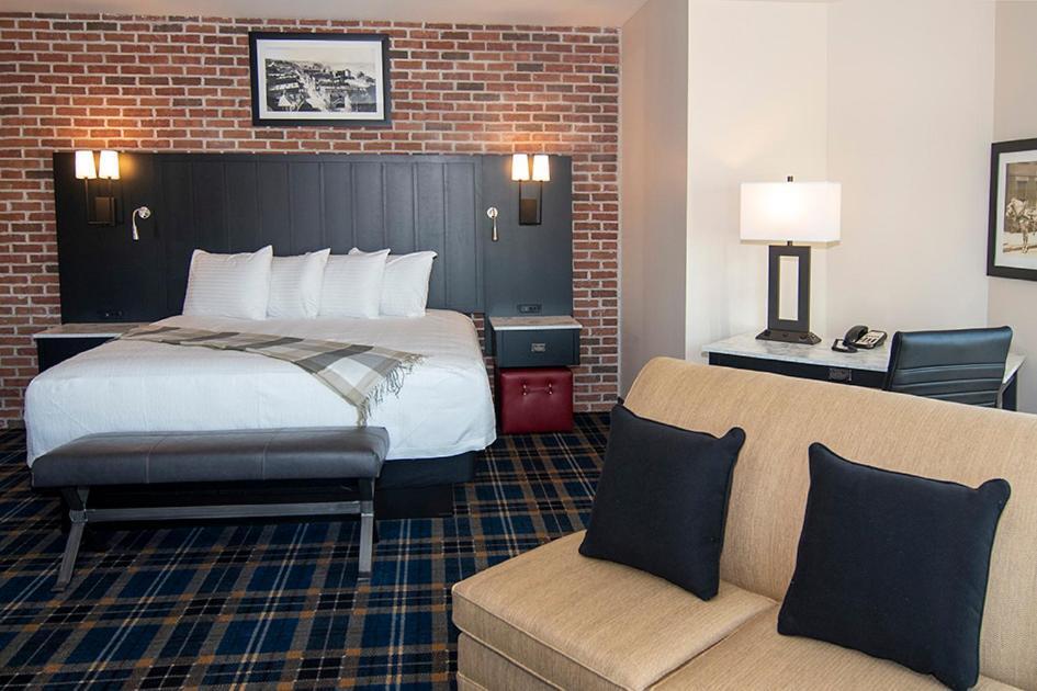 Suite with City View