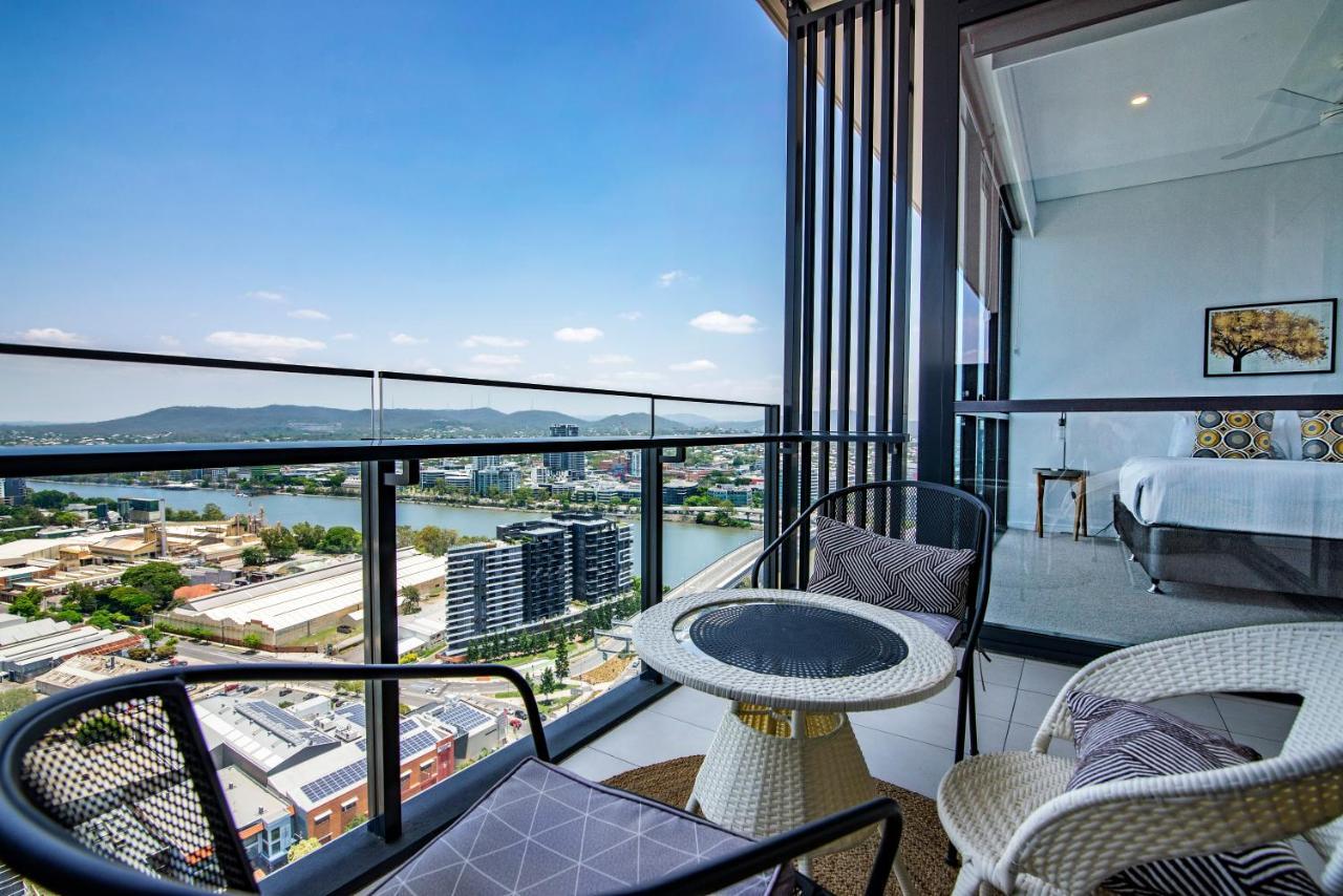 One Bedroom Mountain View Apartment