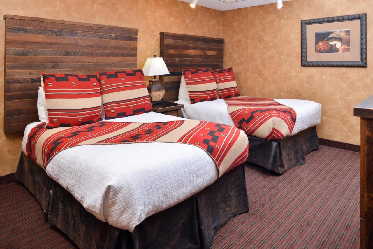Queen Room with Two Queen Beds