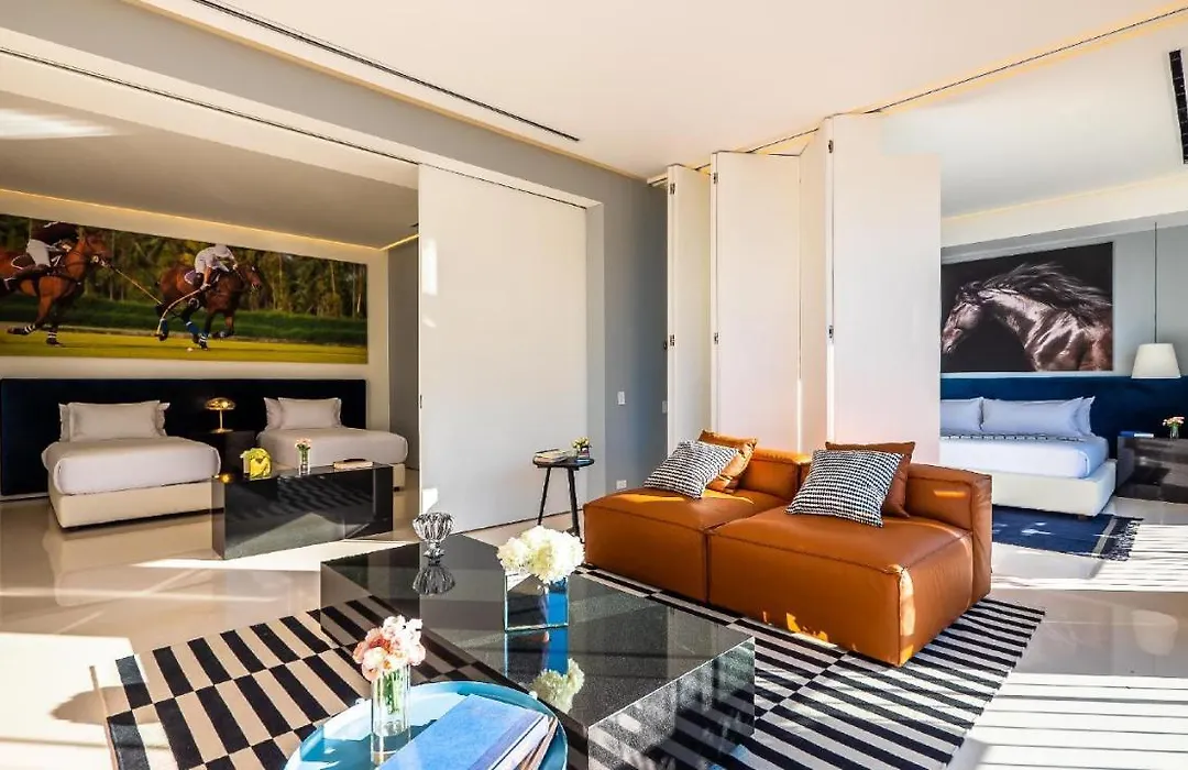 Pier 57 - 608 New & Luxurious 2 Bedroom Romantic Zone-1