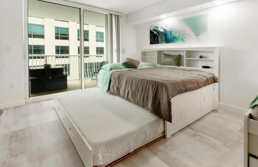 Elite Brickell Studio On The Bay-1