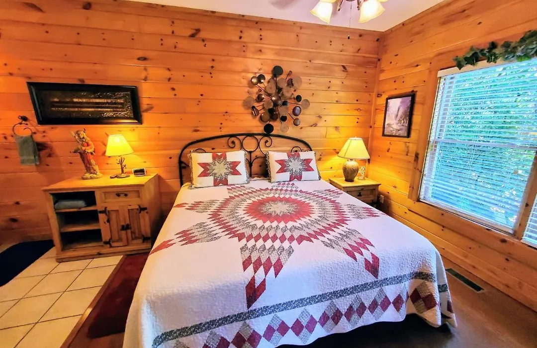 Free Daily Tickets-Soaring Eagle Family Cabin W Resort Pool-1