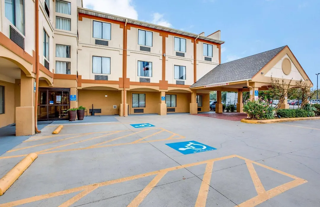 Comfort Inn & Suites Love Field-Dallas Market Center-1