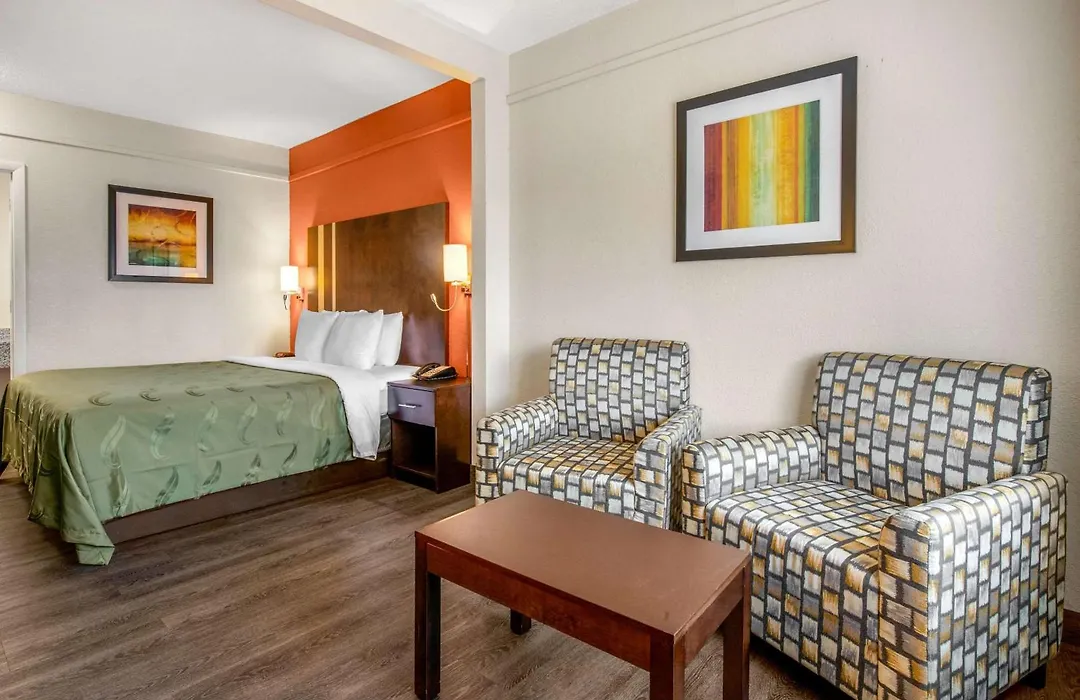 Quality Inn & Suites Jacksonville-Baymeadows-1