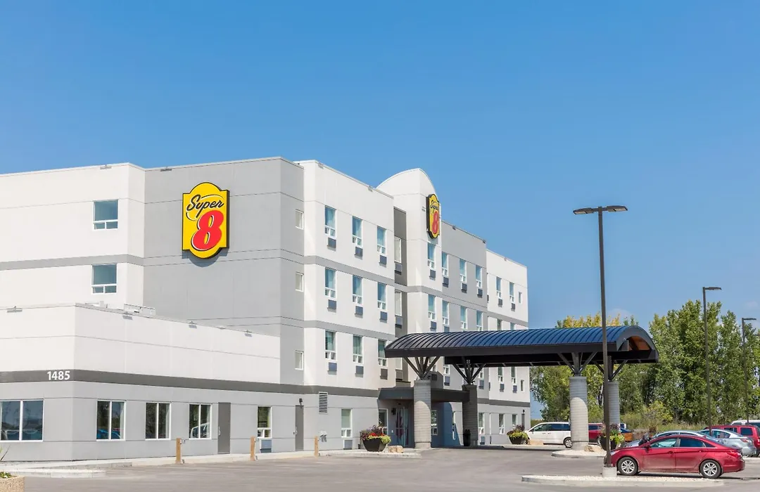 Super 8 By Wyndham Winnipeg East Mb-1