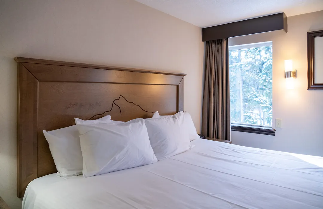 The Rundlestone Lodge-1
