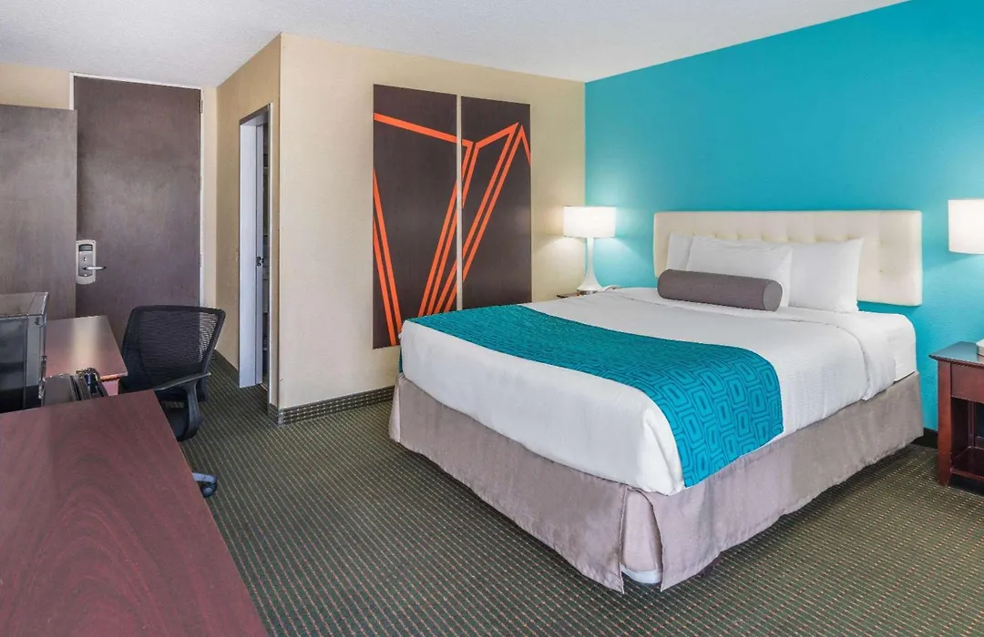 Hotel 505-1