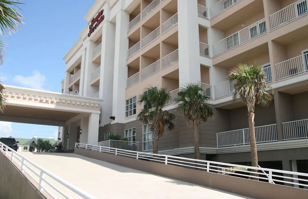 Hampton Inn & Suites Galveston-1
