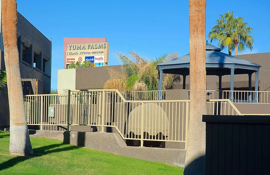 Best Western Yuma Mall Hotel & Suites-1