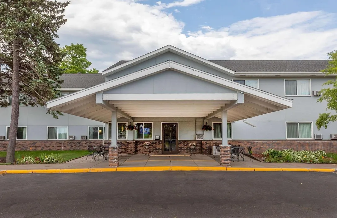 Super 8 By Wyndham Duluth-1
