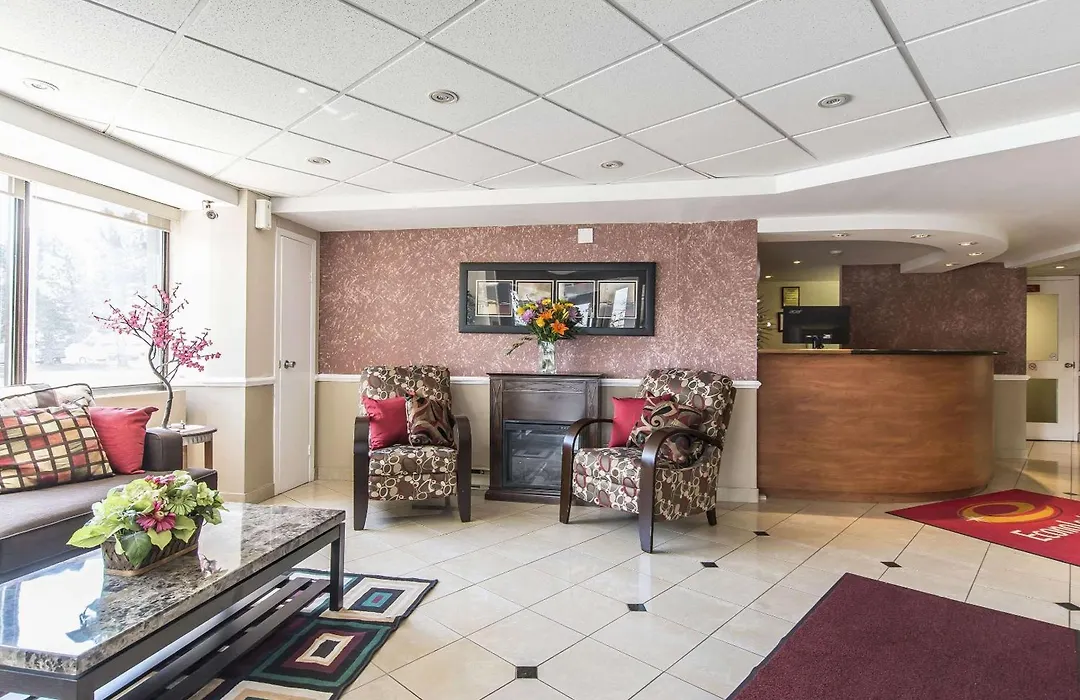 Econo Lodge-1