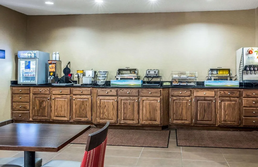 Comfort Inn & Suites - Hannibal-1