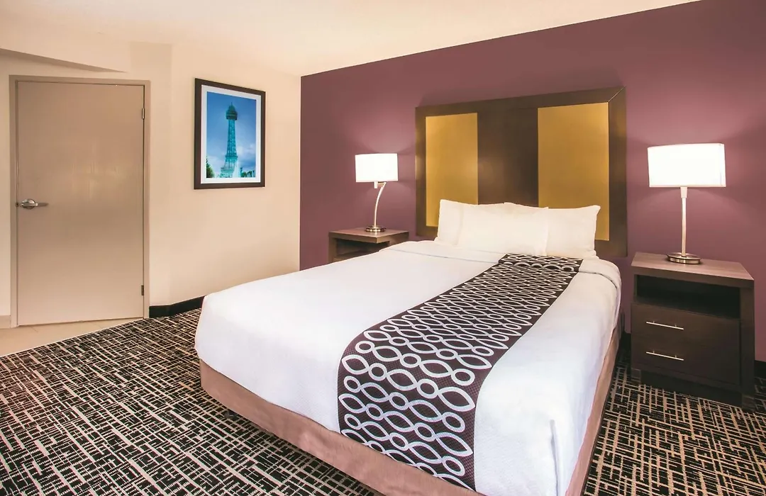 La Quinta By Wyndham Cincinnati Ne - Mason-1