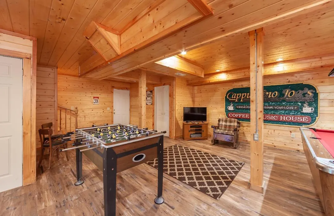 Mountain Serenity Cabin-1