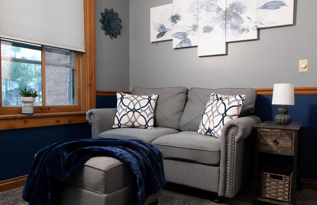 Riverboat Suites-1