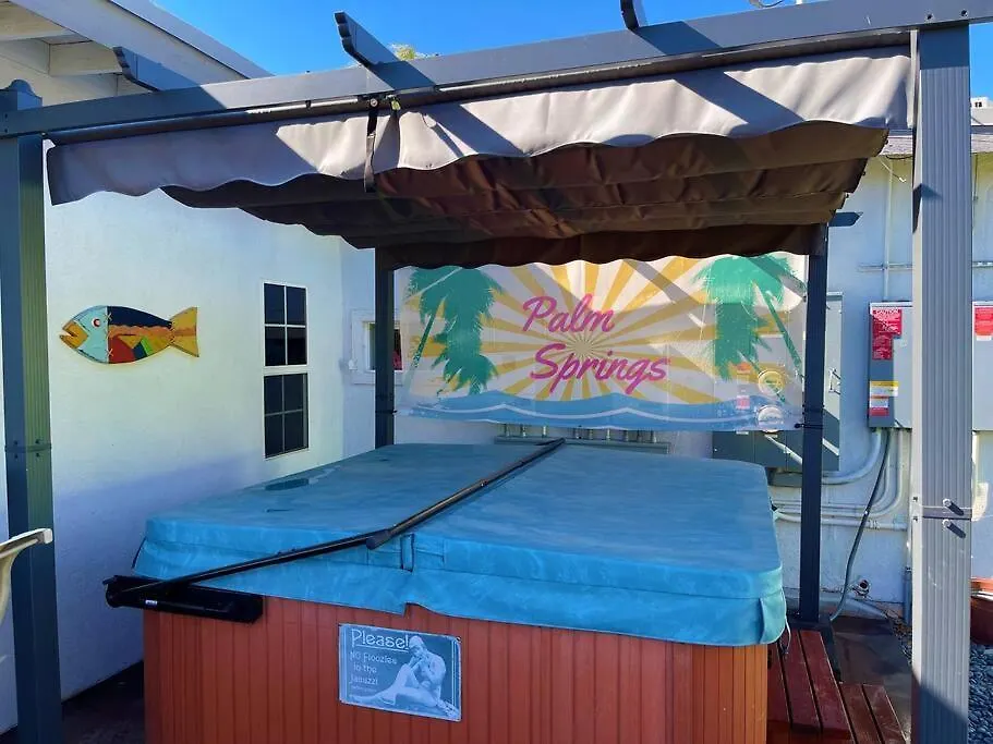 The Flamingo Palms Private 1Bd 1Ba Unit In Duplex-1