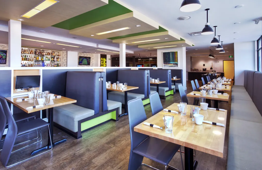 Holiday Inn Express Winnipeg Airport - Polo Park By Ihg-1