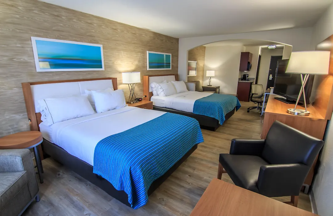 Holiday Inn Express Hotel & Suites Farmington, An Ihg Hotel-1