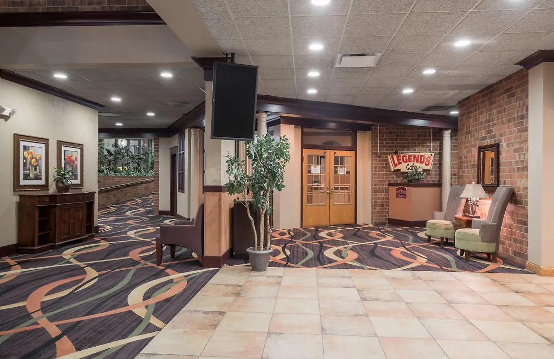 Holiday Inn & Suites St. Cloud By Ihg-1