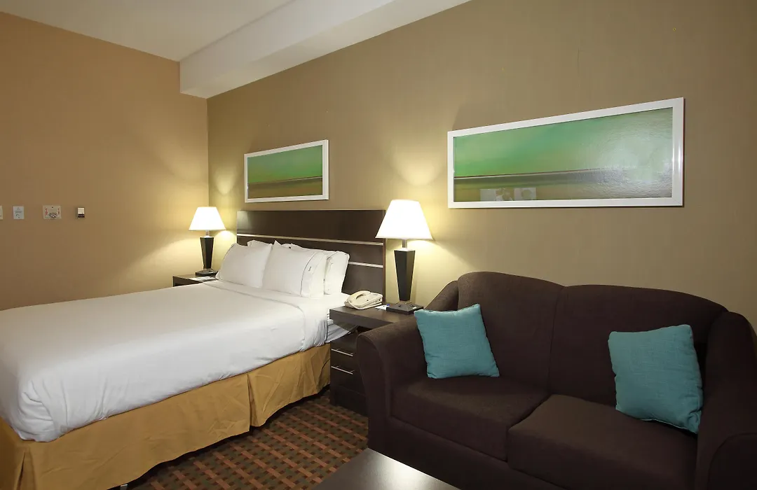 Holiday Inn Express Hotel & Suites Vernon By Ihg-1