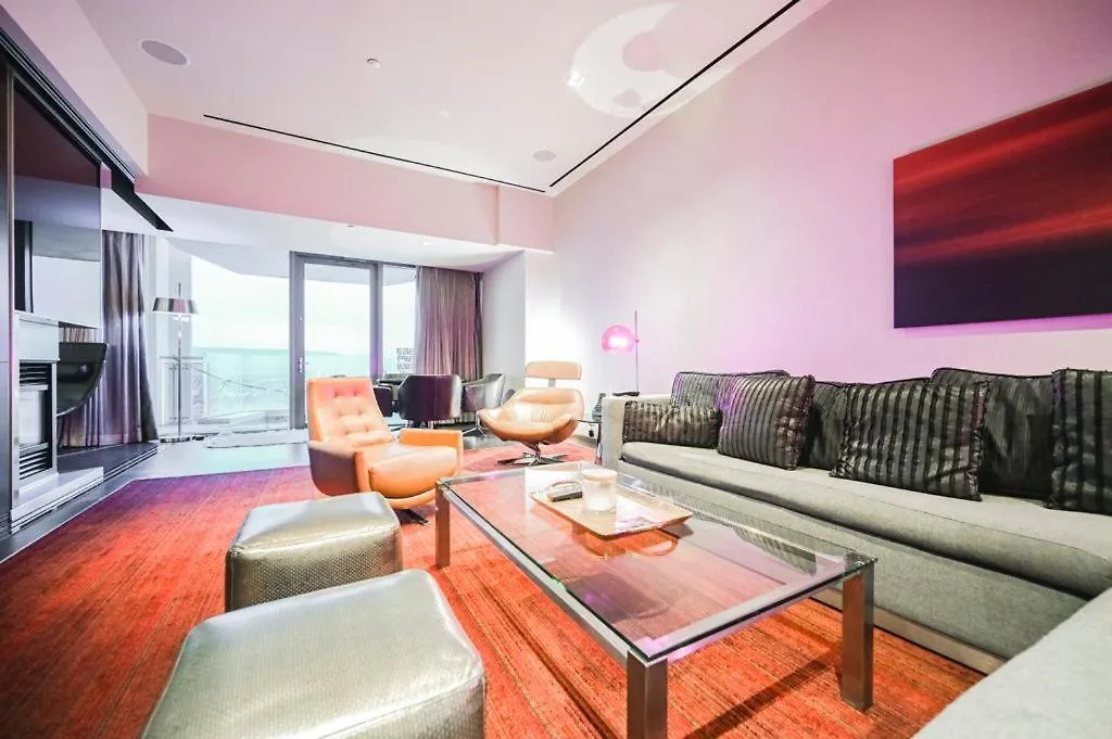 Intimo Palms Place Penthouse-1