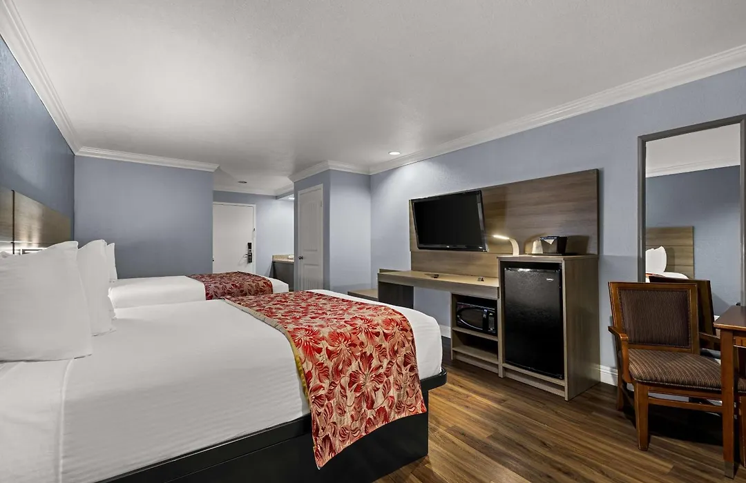 Best Western Moreno Hotel & Suites-1