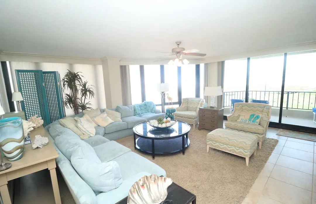 Bridgepoint Condominiums-1