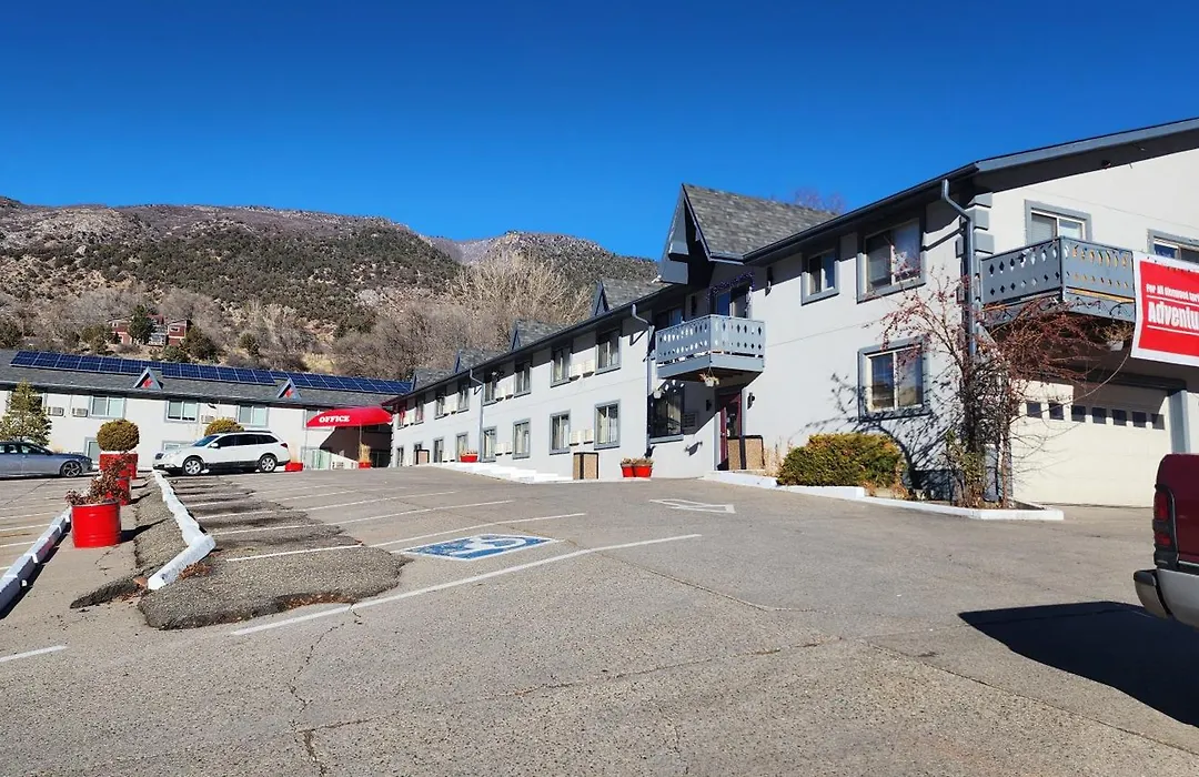 Adventure Inn - Glenwood Springs-1